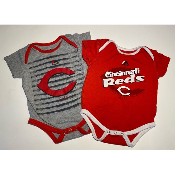 Majestic “Cincinnati Reds” Onesies - Picture 2 of 7